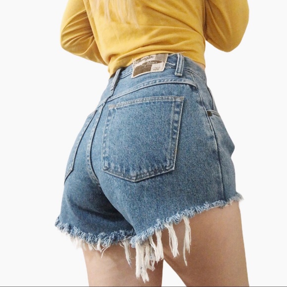 Wrangler Pants - Vtg Wrangler Blues high rise denim cutoffs